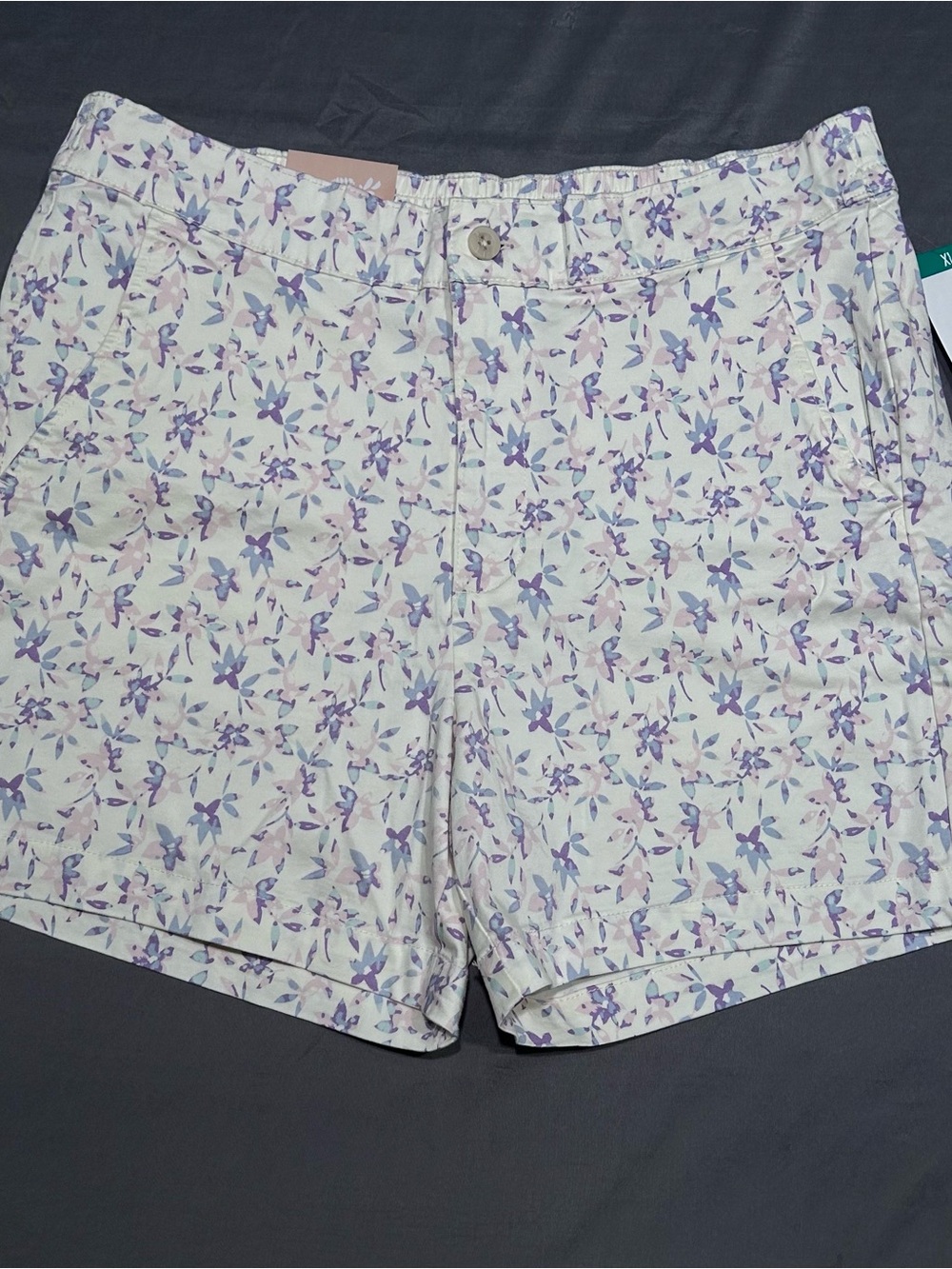 NWT Jachs Girlfriend White Floral Stretch Satin Chino Shorts